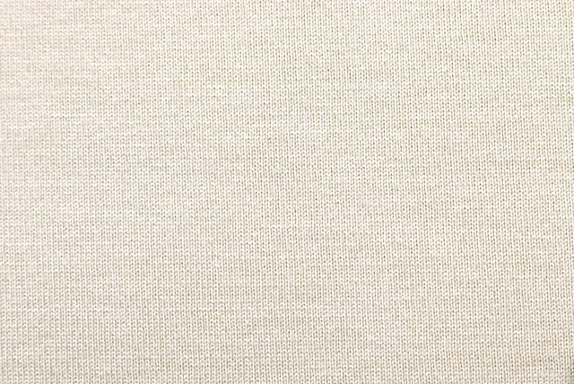 お値打ちな1.5mカット コットン天竺ニット サンドベージュ フラットな状態（色味と全体の表情）