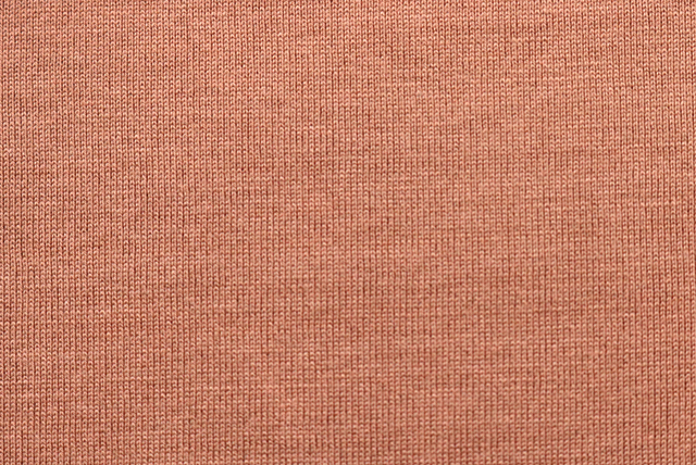 お値打ちな1.5mカット コットン天竺ニット うす赤茶 フラットな状態（色味と全体の表情）