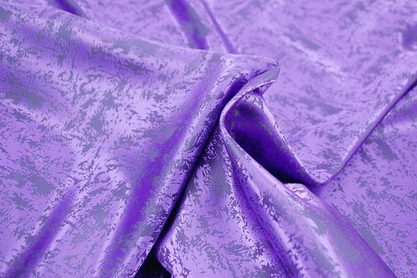 イベントや衣装に最適な光沢感のある素材　ポリエステルジャガード　炎の柄　紫  