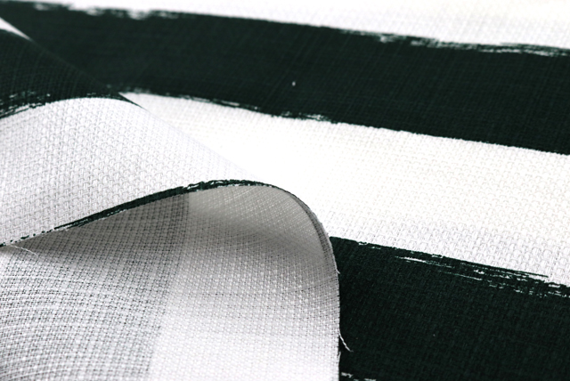 バニラン ビッグボーダープリント カーキグリーン×白 生地端(織り目とハリ感の参考)