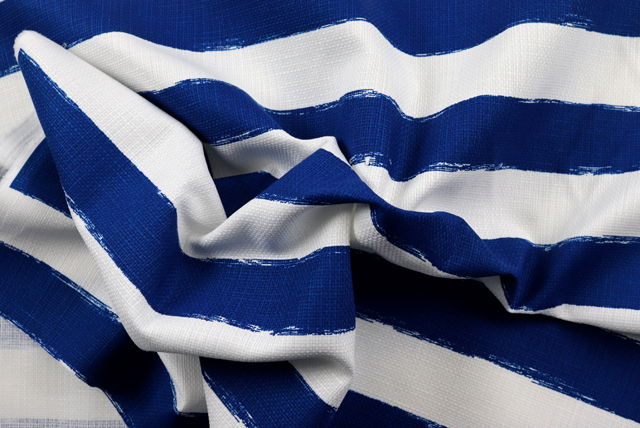 バニラン ビッグボーダープリント 青×白 ドレープ(ハリ感の参考)