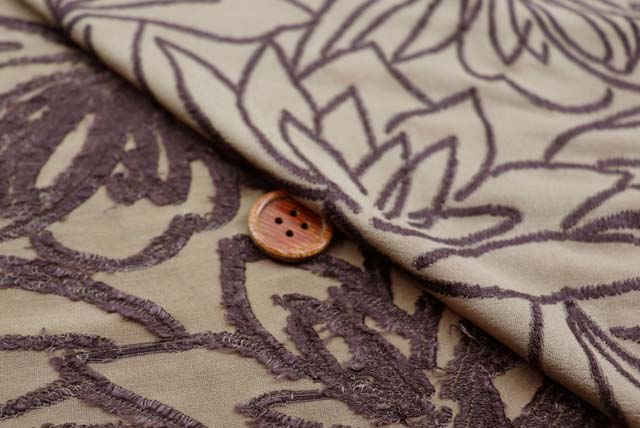 インターシャージャガードニット ベージュ×ブラウン ドレープ感