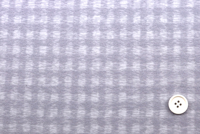 ストレッチチェックニット 薄グレー 全体（江戸ッ子 210ya）