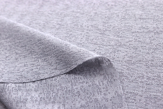 ストレッチチェックニット 薄グレー 裏面の質感アップ