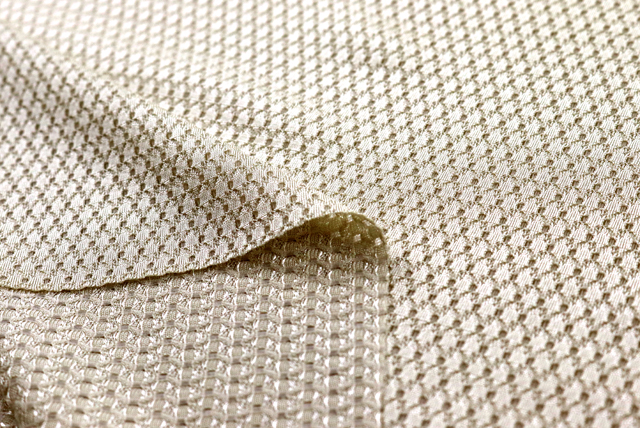 トリアセ ドビージャガードニット ベージュ 透け感アップ