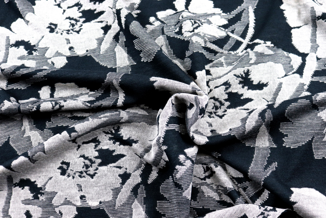 ジャガードニット 花柄 ダークネイビー×グレイ ドレープ