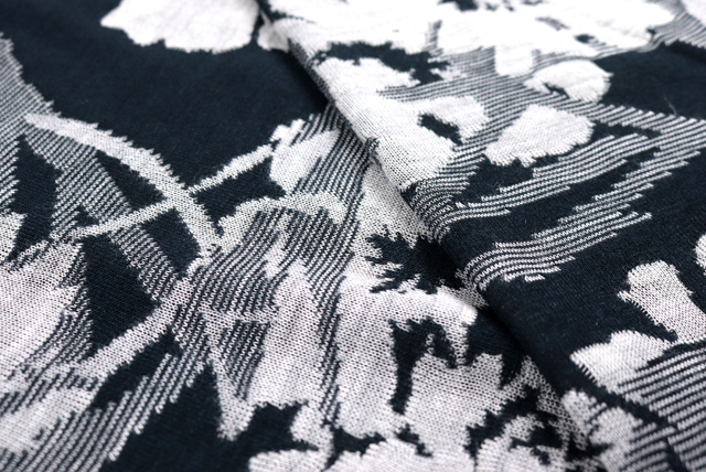 ジャガードニット 花柄 ダークネイビー×グレイ 織りの質感アップ