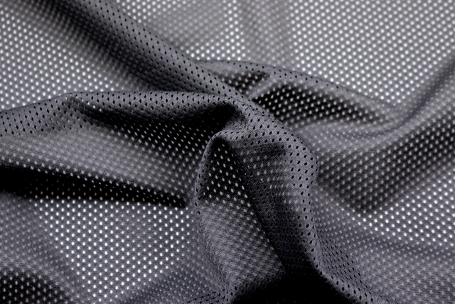 吸汗・速乾 ウォッシャブルメッシュ グレイ ドレープ感(ボタン2cm)