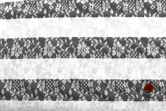 ビッグボーダー ラッセルレース オフホワイト 全体（江戸ッ子 210ya）