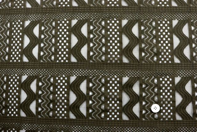 ラッセルレース うぐいす茶 全体