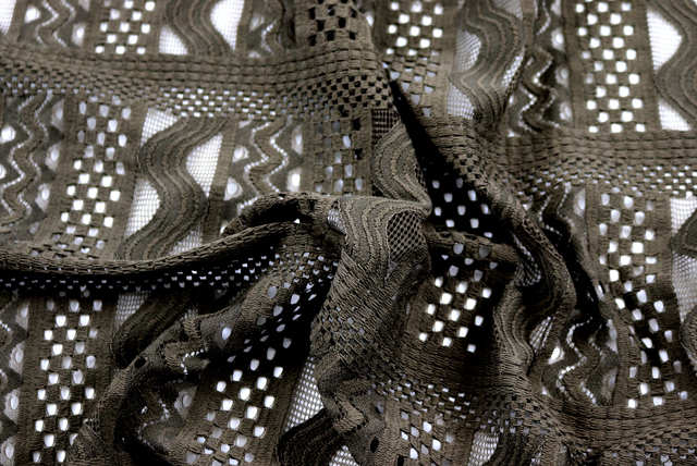 ラッセルレース うぐいす茶 ドレープ