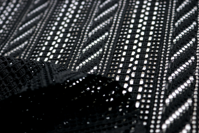 レース服地 黒 裏面構造