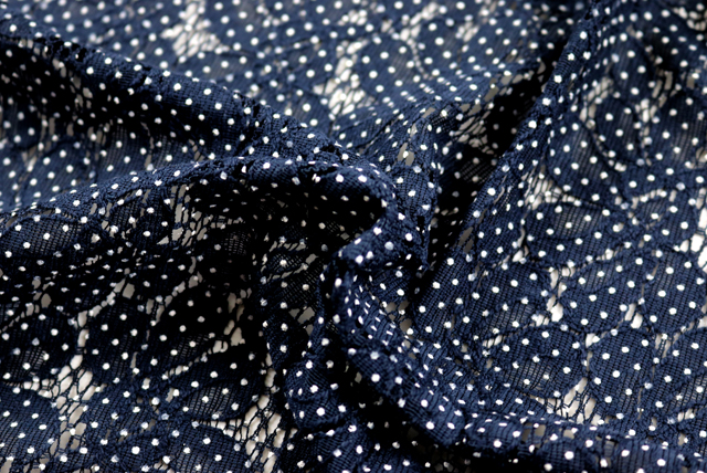 ラッセルレース 水玉プリント 紺 ドレープ