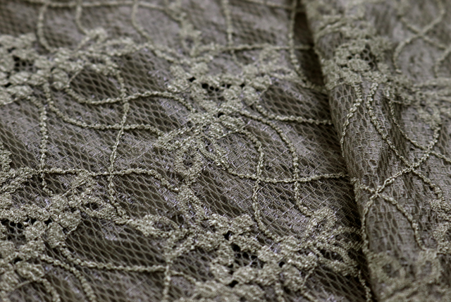 ストレッチレース グレージュ地×ベージュ 質感アップ