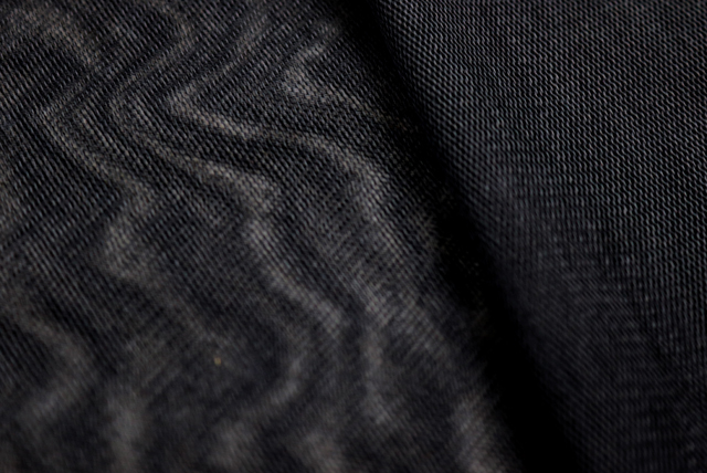 パワーネット 黒 表面アップ