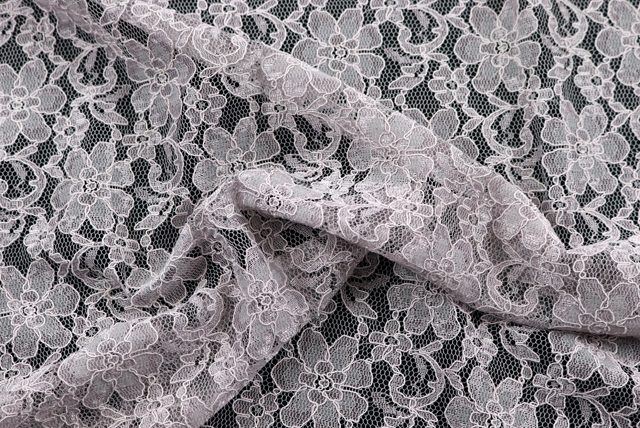 ラッセルレース 花柄 灰桜 ドレープ