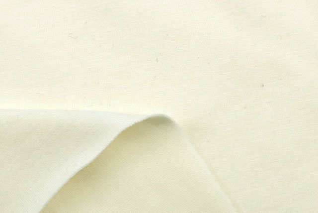 ２WAYストレッチピーチスムースニット生地 うすクリーム 裏面・質感