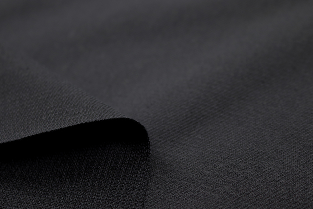 東レ ダブルフェイスニット 黒 表面アップ(編み組織の表情)