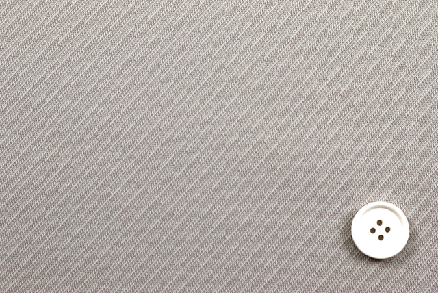東レ ダブルニット グレージュ ボタン比較(約2cm)(江戸ッ子 210ya)
