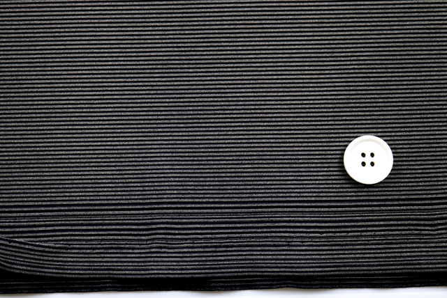 ハイテンション リブニット グレイ×ネイビー 横向き（耳側）（江戸ッ子 210ya）