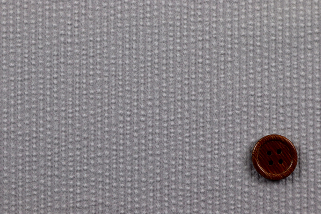 2WAY ストレッチ サッカー調ニット うすグレイ 全体の表面感と色合い（江戸ッ子 210ya）