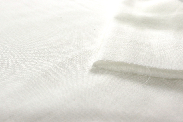 W巾のコットンダブルガーゼ オフ白 断面と厚み感の確認（江戸ッ子 210ya）