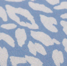 鹿の子風アニマルプリントニット 水色（現在の色）