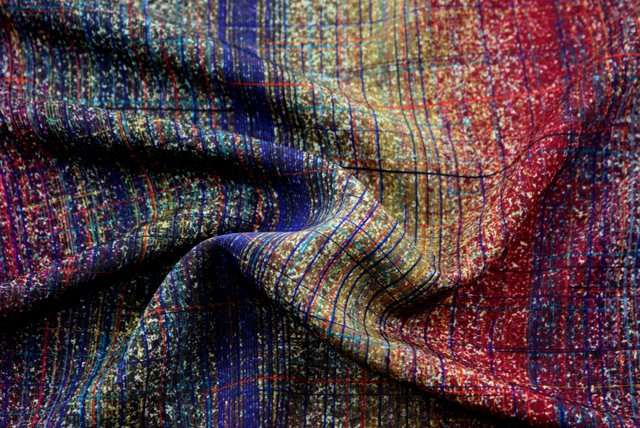 ポリエステルファイユ ぼかしこな雪チェックプリント ドレープ