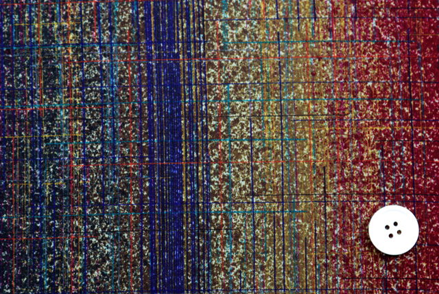 ポリエステルファイユ ぼかしこな雪チェックプリント ボタン(2cm)との比較