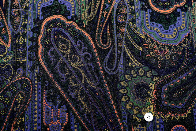 うすピーチスキン ペイズリープリント からし・若草・ラベンダー系 生地全体