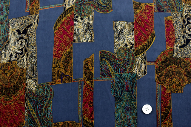 うすピーチスキン ヴィンテージ調ペイズリーアートプリント 瓦青地 全体