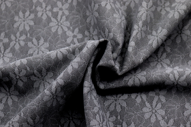 ハイテンションニット レース柄プリント グレイ ドレープと伸縮性