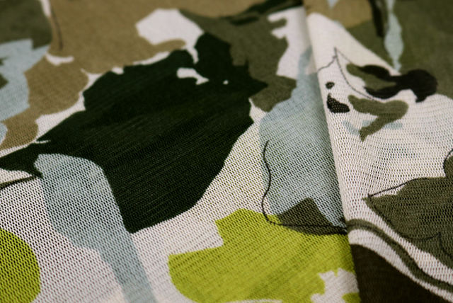 パワーネット フラワープリント ブラウン・カーキ・グレイなど 透け感イメージ