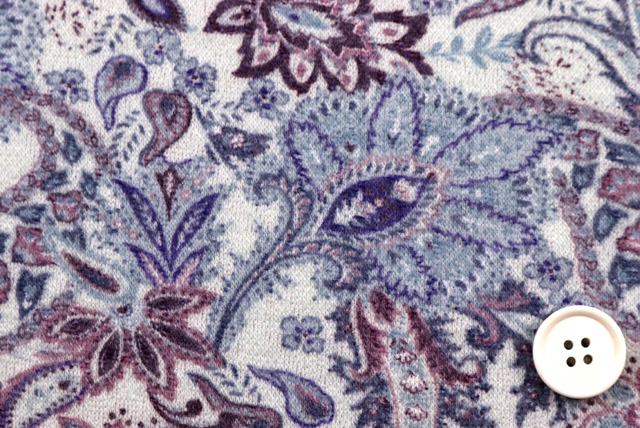 ウール混 ペイズリープリント オフ白地×ラベンダー系 柄アップ(江戸ッ子 210ya)