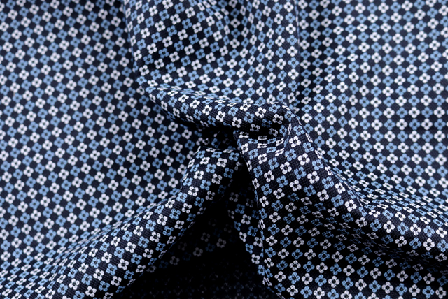 鹿の子ニット 小紋プリント 紺 ドレープ(ハリ感の参考)