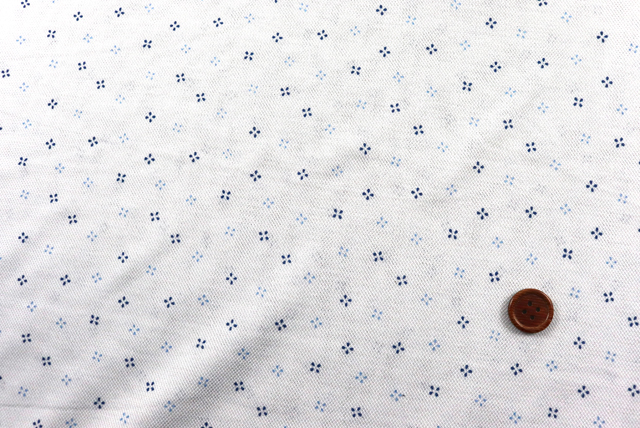 鹿の子ニット 小紋プリント 白地に青系 全体の柄と鹿の子の表面感（江戸ッ子 210ya）