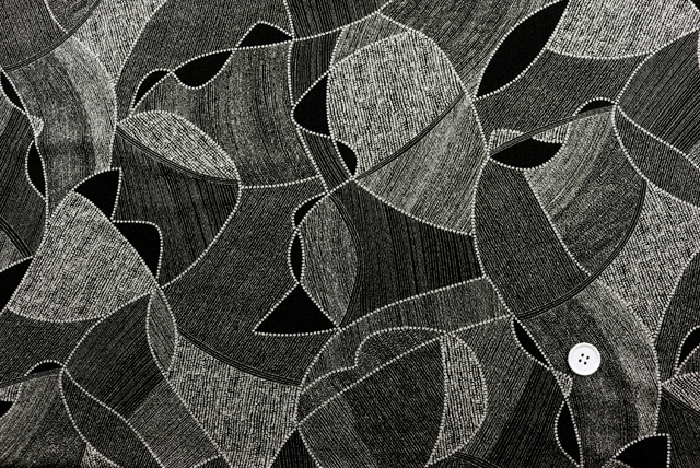 ストレッチ ちりめんニット モダン流水柄 黒 全体（江戸ッ子 210ya）