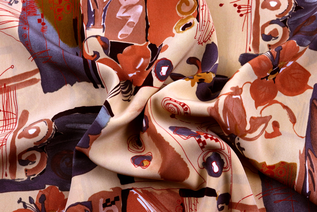 デシンプリント 和モダン更紗調 ブラウンベージュ ドレープ（江戸ッ子 210ya）